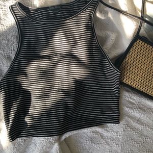 Wild Fable black and white crop top